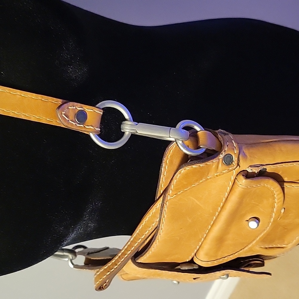 RUEHL no. 925 x Abercrombie & Fitch leather crossbody bag - Picture 3 of 7